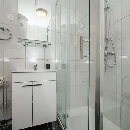 Sunny Near In Apartamento *